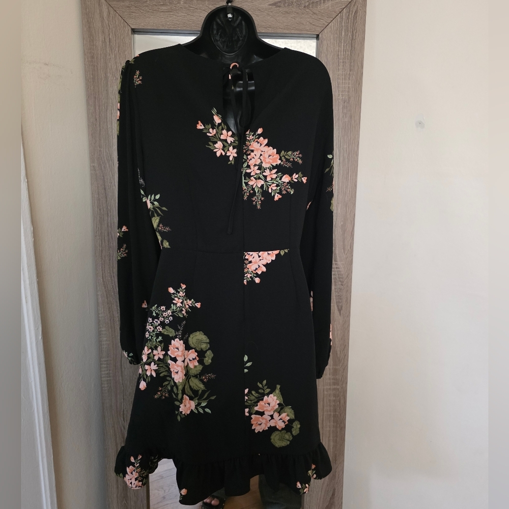 ☆Sugar + Lips Jasleen Floral Ruffle Flounce Mini Dress☆ - Picture 3 of 3